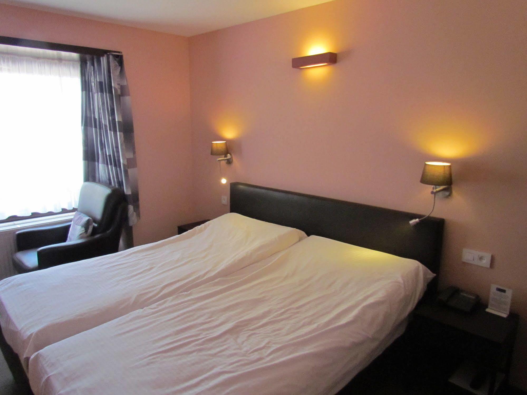 Hotel Uilenspiegel Nieuwpoort Kültér fotó